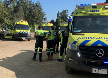 Hospital Biprovincial recibe dos ambulancias en comodato tras perder sus móviles en incendios