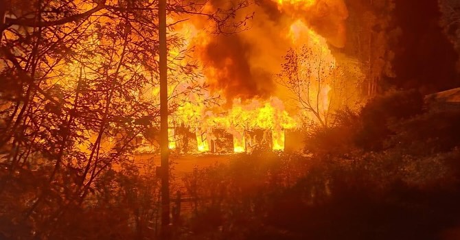 Limache incendio destruyó por completo hotel en Los Laureles