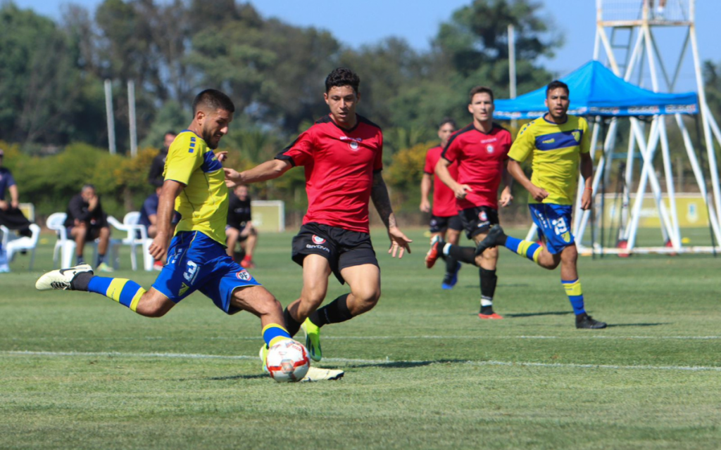 ¡Llegó la hora de la verdad!: Unión La Calera debuta ante el campeón de visita