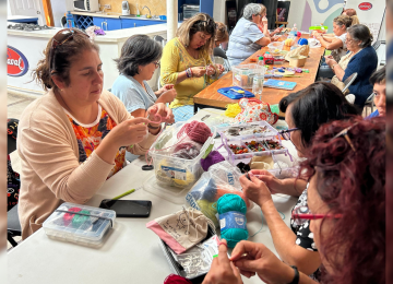 Comenzaron a impartirse los Talleres Textiles en Casa Abierta Sopraval