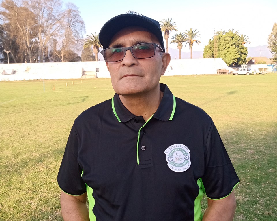 Falleció Miguel Oyaneder destacado entrenador de fútbol de La Calera