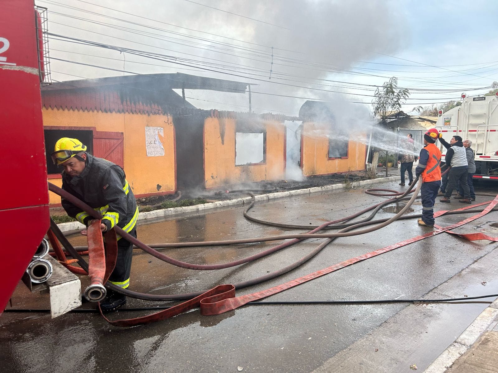El Melón se une para ayudar a familia damnificada en incendio