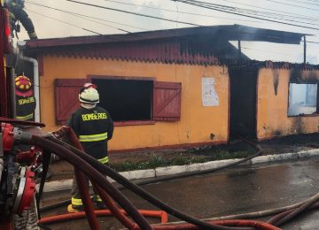El Melón se une para ayudar a familia damnificada en incendio