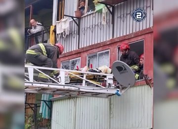Bomberos de La Calera rescataron a adulta mayor que sufrió accidente hogareño