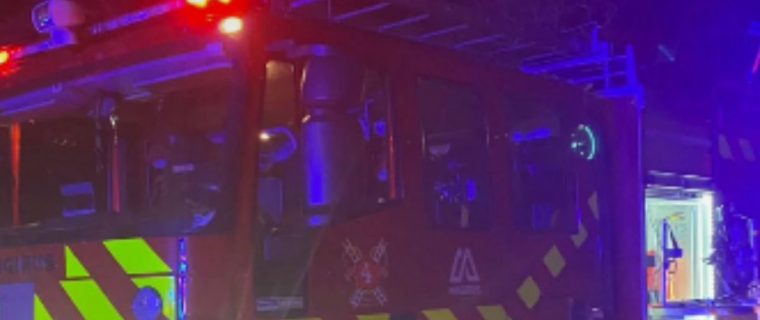 La Calera: Millonarias pérdidas dejó incendio en quincho y vehículo