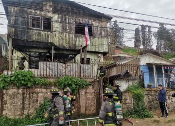 Incendio en Quillota dejó ocho personas damnificadas