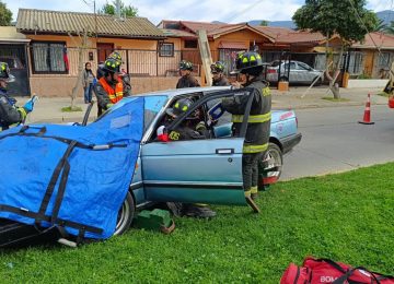 Quillota: Simulación de grave accidente inquietó a peatones, conductores y cibernautas