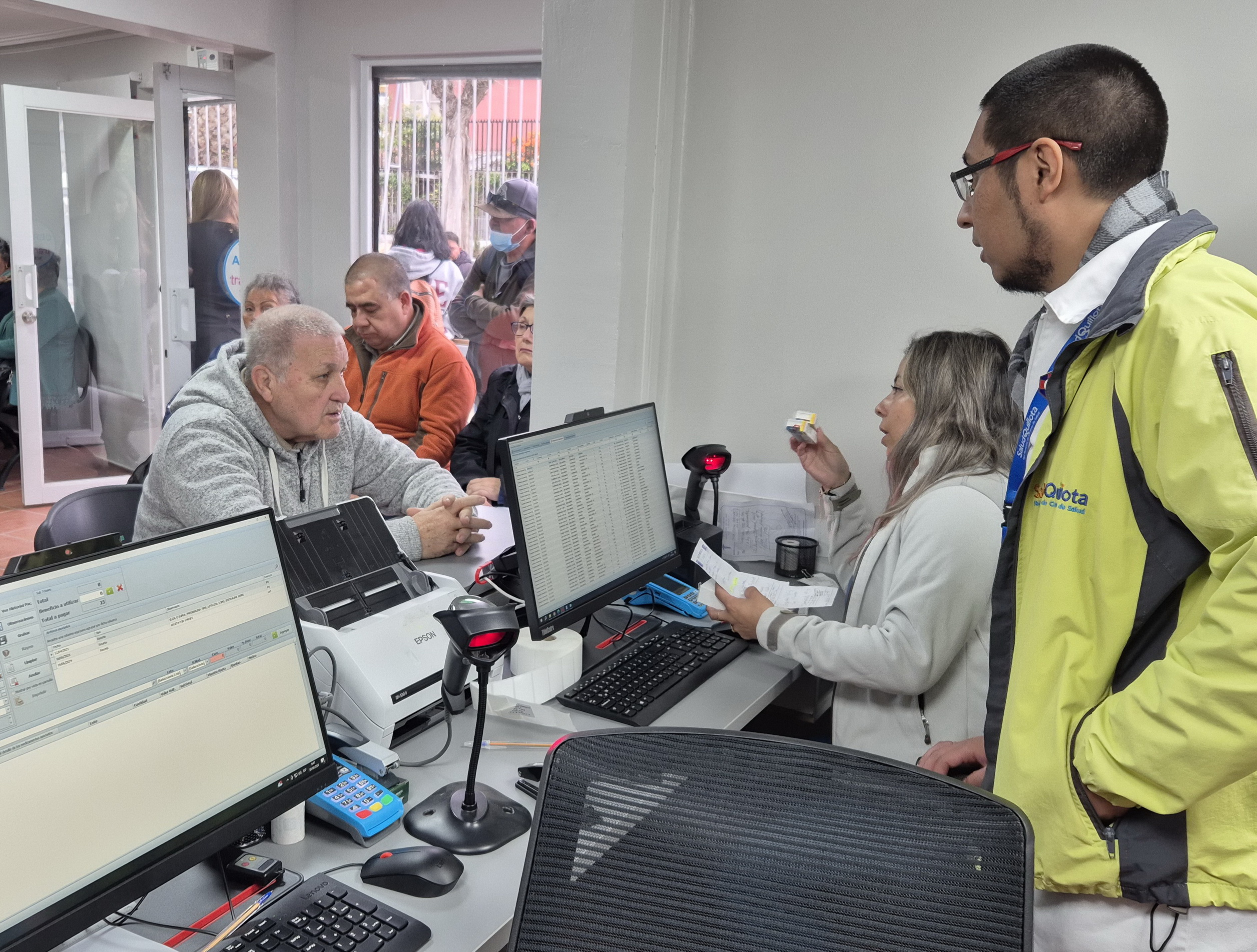 Farmacia Comunal de Quillota ha recibido a casi 7 mil personas en su nueva ubicación