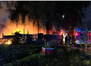 Incendio destruyó una mediagua y un “ruco” en La Calera