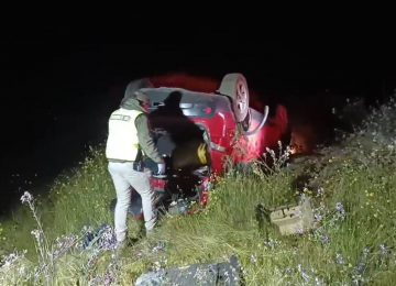 Volcó en La Ligua cuando intentaba huir de Carabineros llevaba 7 kilos de droga