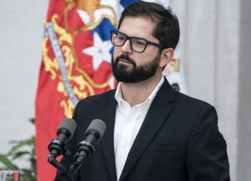 Mujer que denunció al Presidente Boric vive en Villa Alemana con libertad vigilada