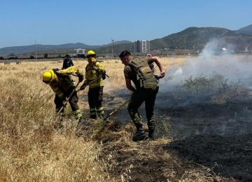 Detuvieron a dos personas que habrían provocado incendio frente al Hospital Biprovincial