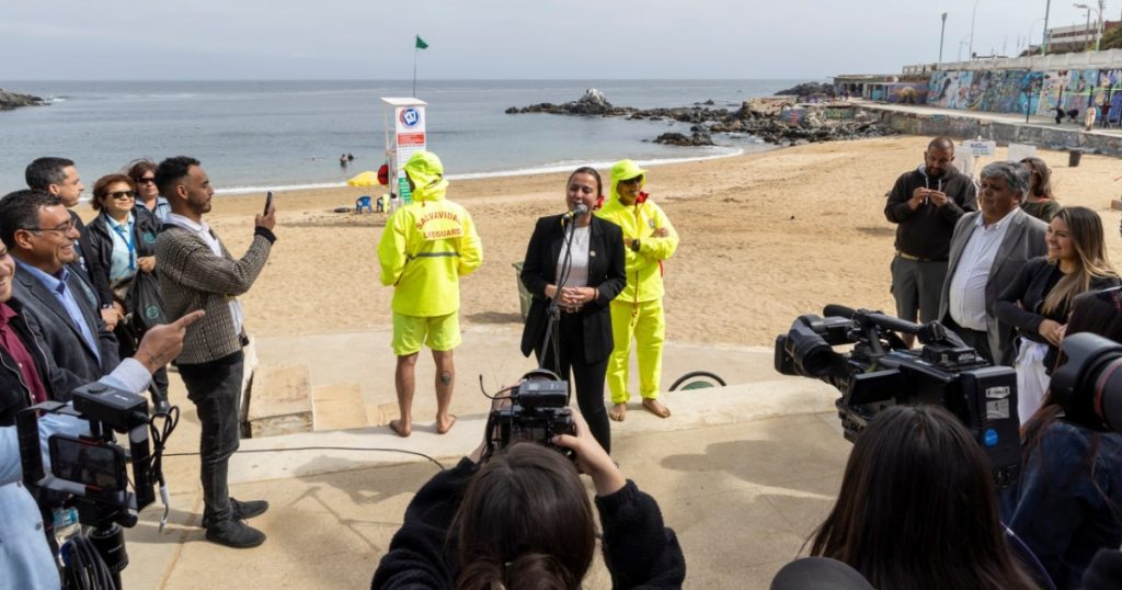 Valparaíso inició la temporada de playas con fortalecido plan de seguridad para el verano