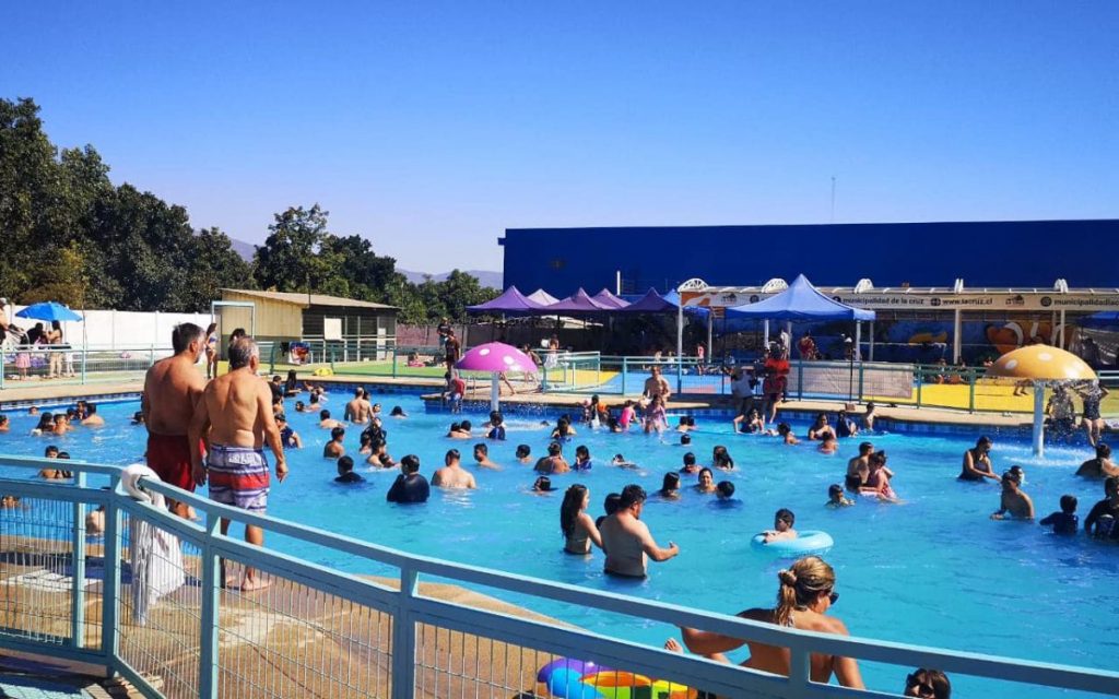 Talleres en la piscina municipal de La Cruz abrirán sus cupos