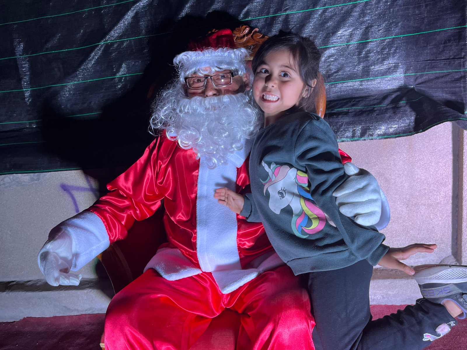 Miles de caleranos se reunieron para recibir al Tren Mágico de la Navidad