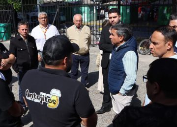 Alcalde Luis Mella y concejales anuncian intervención de seguridad en Plaza de Los Ceibos