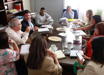 Municipio y Minvu impulsan proyectos de vivienda y tránsito para Quillota