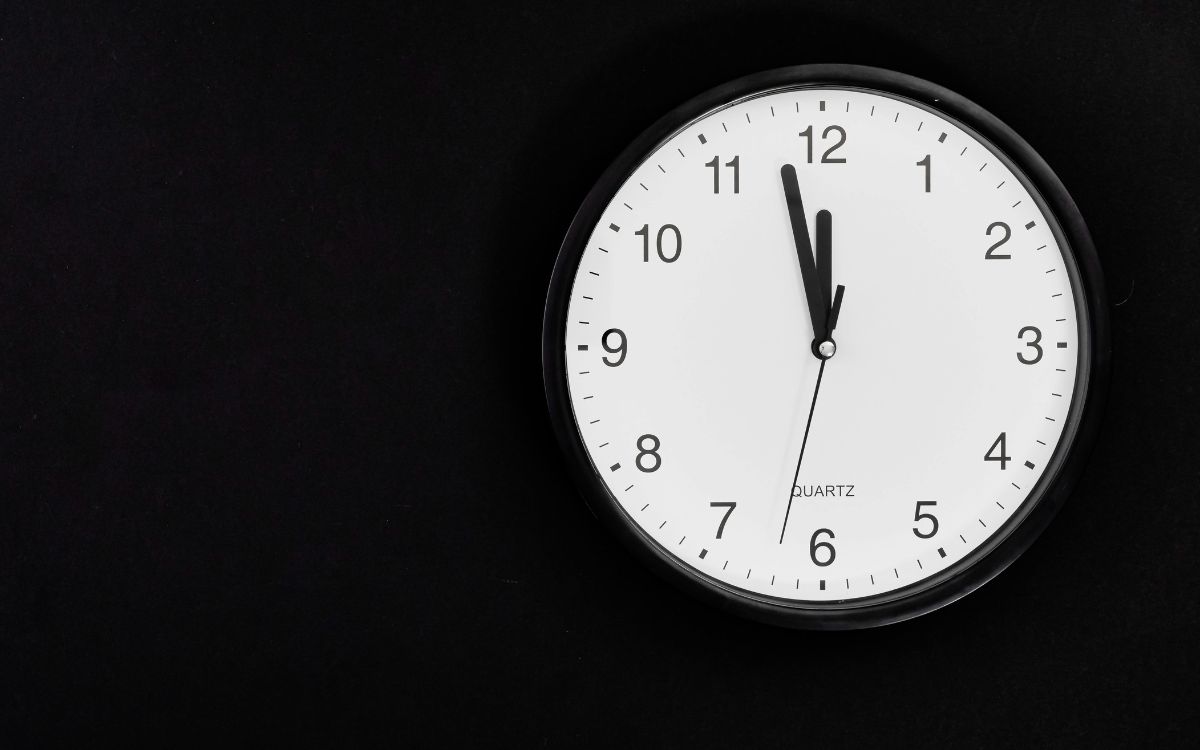 Cambio de hora en Chile 2025: cuándo es y cómo hay que ajustar el reloj