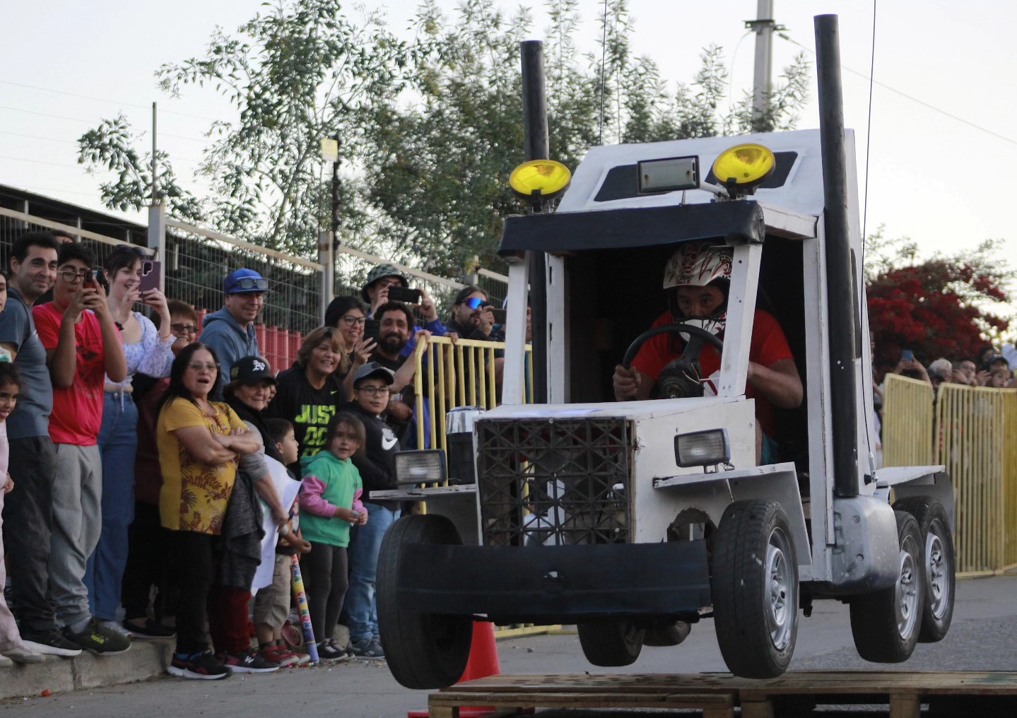 Con éxito se realizó carrera de carritos Ruta Mayaca en Quillota