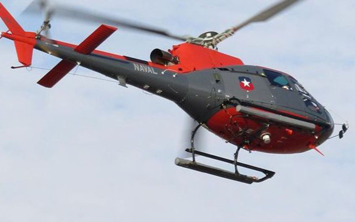 Funcionarios de la Armada sufrieron caída desde helicóptero en Concón