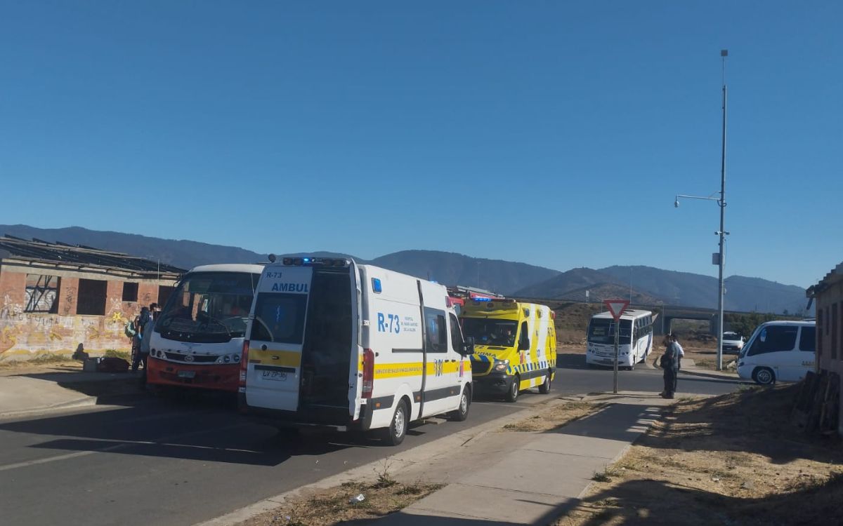 Nogales Dos microbuses colisionaron y provocaron choque con auto