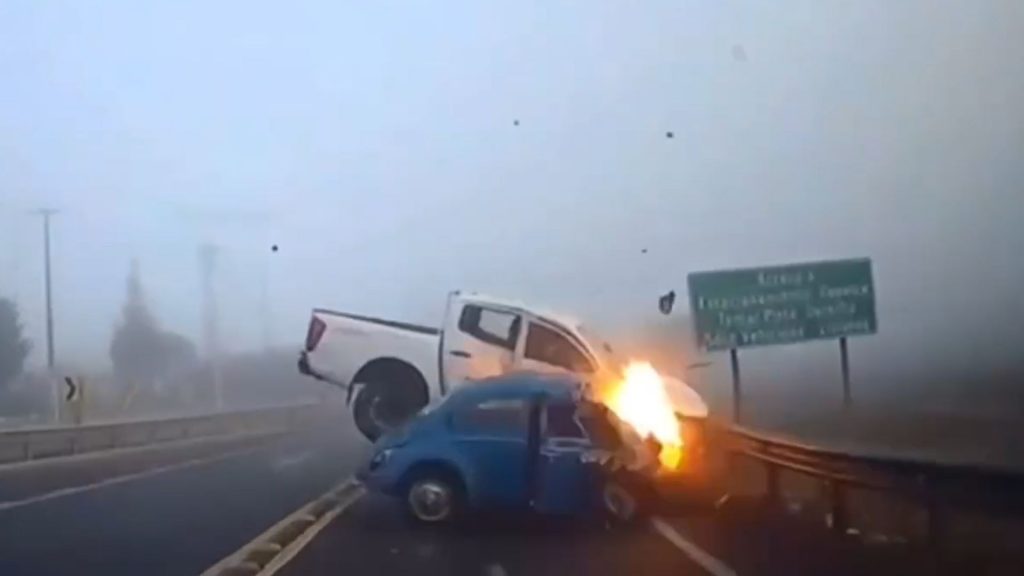[VIDEO] Captan fuerte colisión en Puchuncaví: hay un herido grave