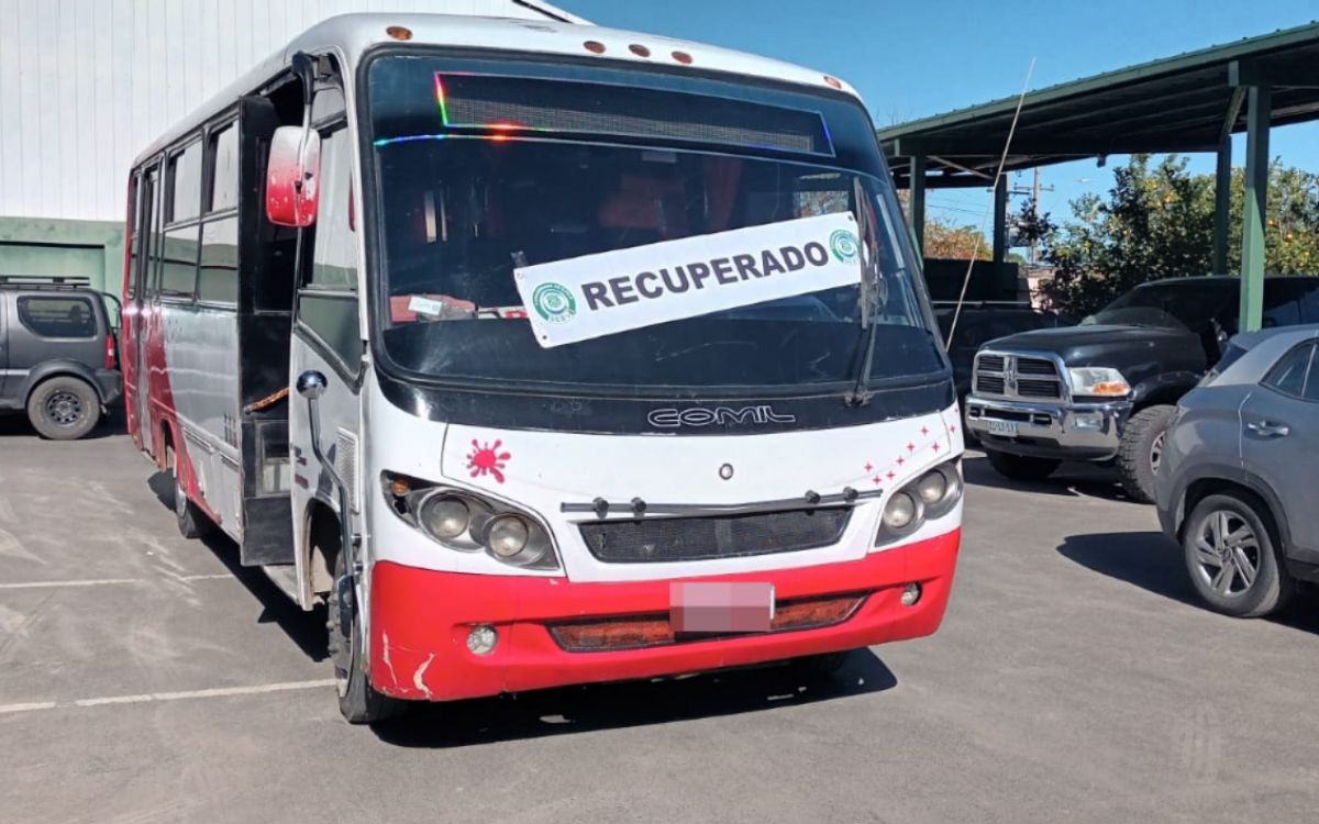 Descubren micros clonadas que prestaban servicios en la provincia de Quillota