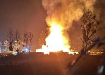 Por tercera vez en el año se incendia predio de Conservas Centauro en Hijuelas