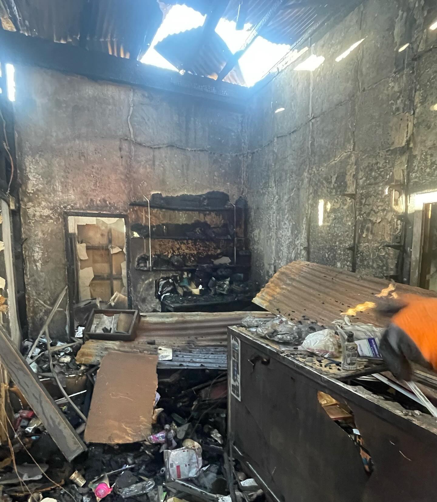 Quillota Se venden números de rifa para ayudar a matrimonio afectado por incendio