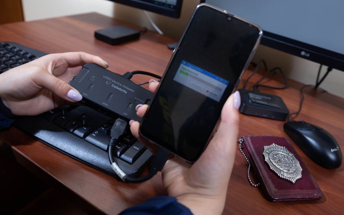 Recuperan celulares y computador que le robaron a turistas alemanes en La Calera