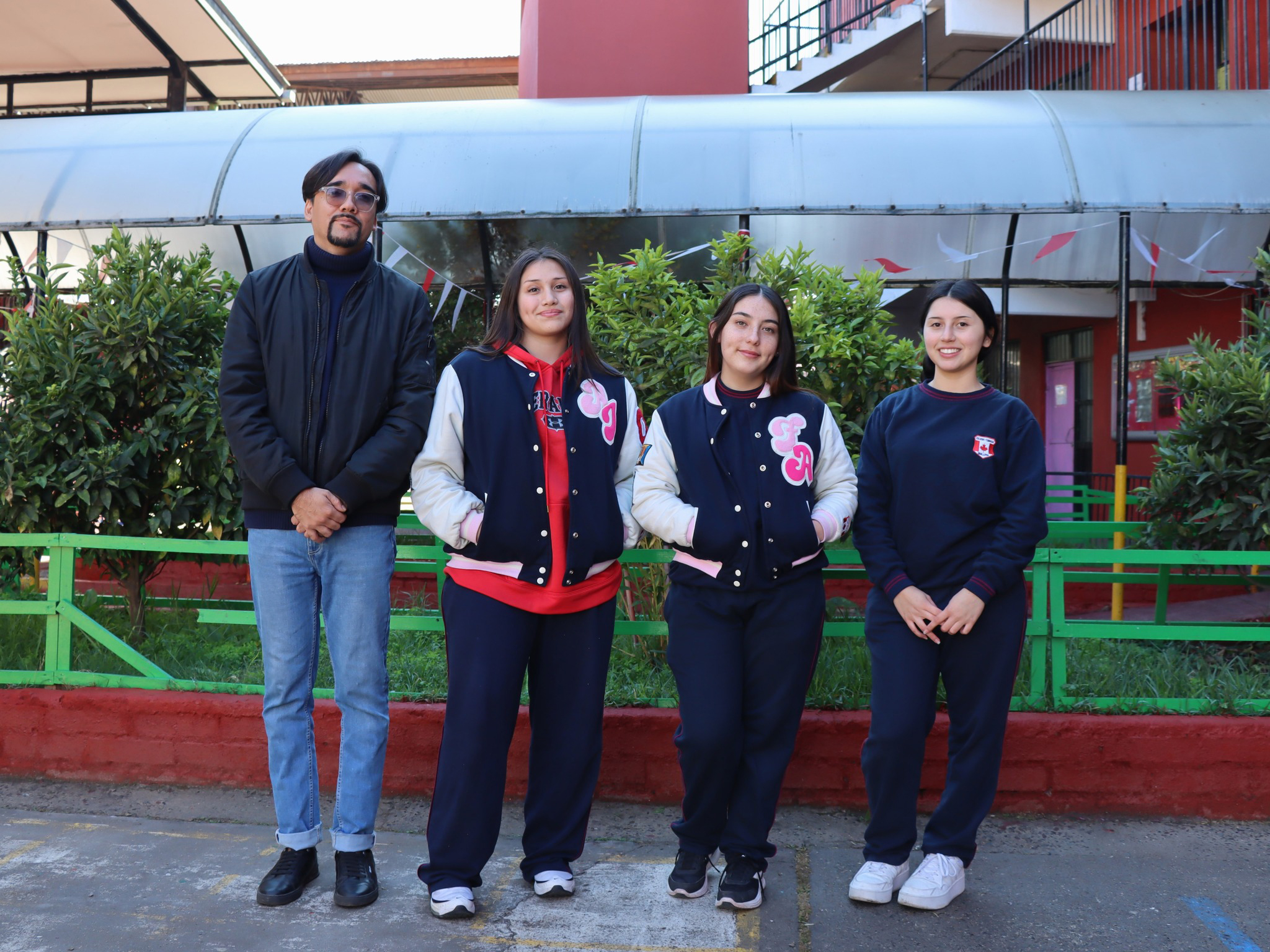 Tres alumnas del Colegio Canadá podrán acceder directamente a la universidad