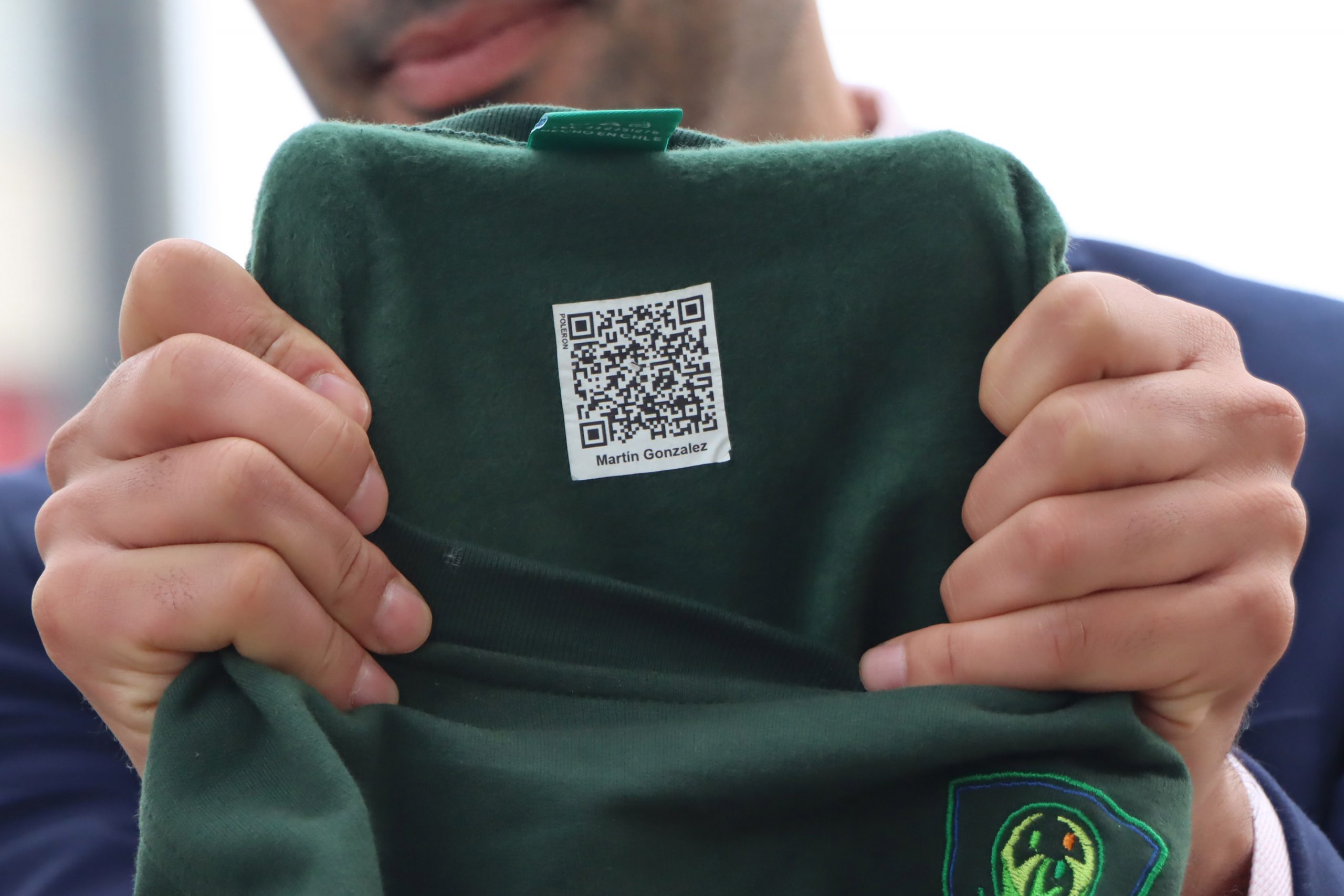 Escuela Ecológica Nuestro Mundo de Quillota lidera proyecto de reutilización de uniformes escolares 