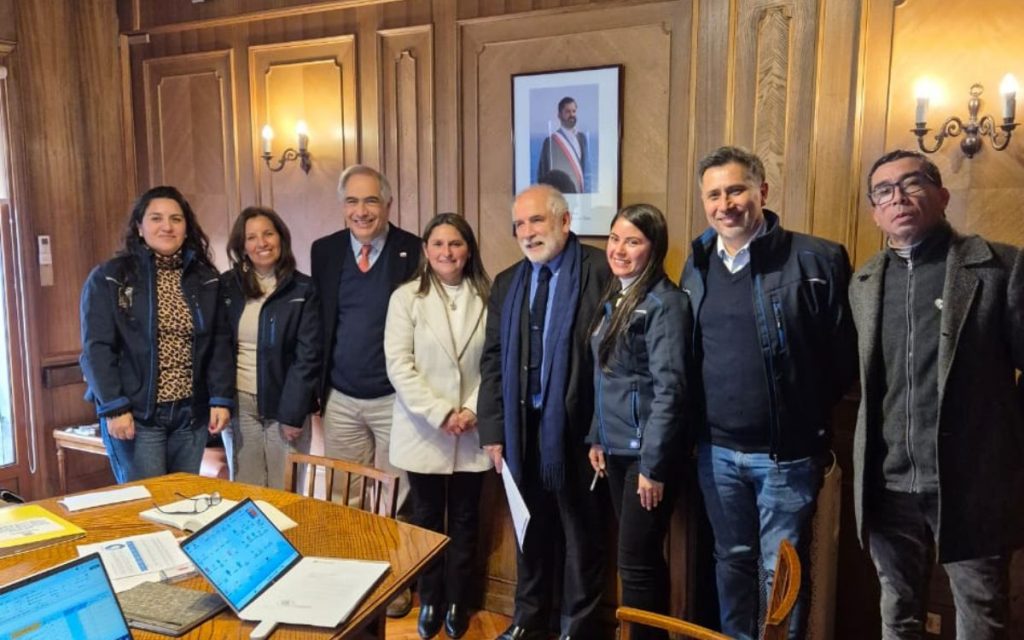 Presentan proyectos prioritarios para Nogales al ministro de Vivienda y Urbanismo