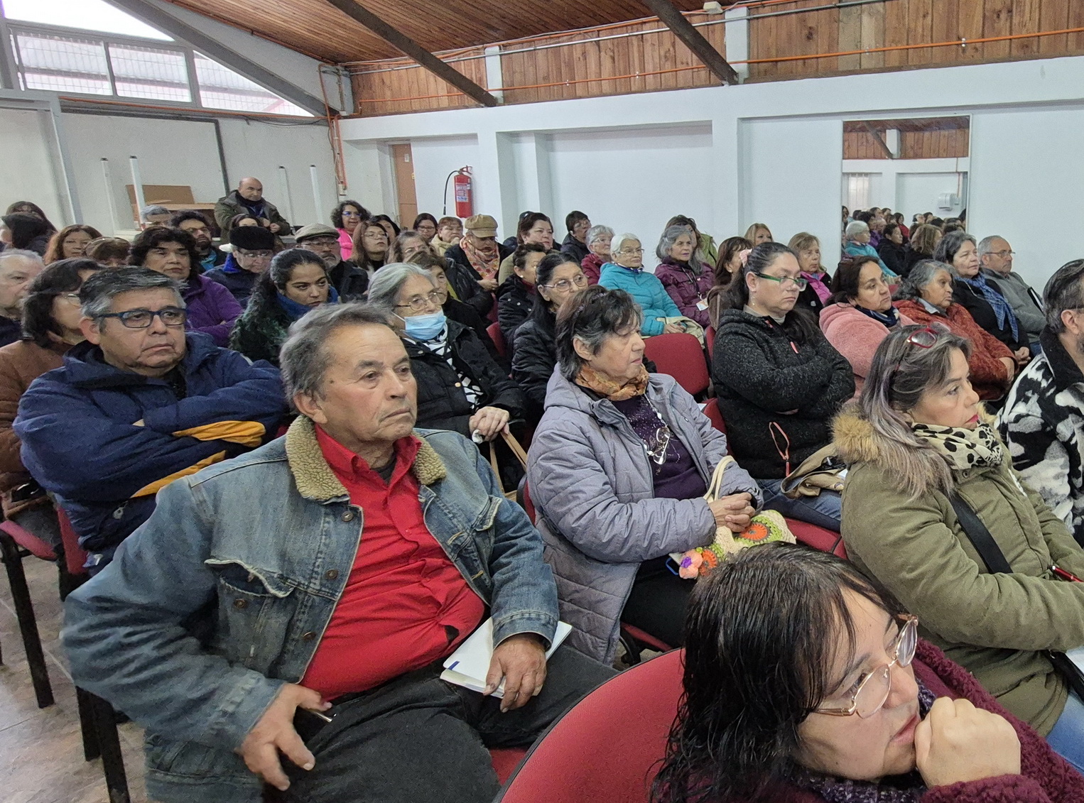 Encuentro sobre APS Universal en Quillota reunió a cerca de 100 dirigentes sociales