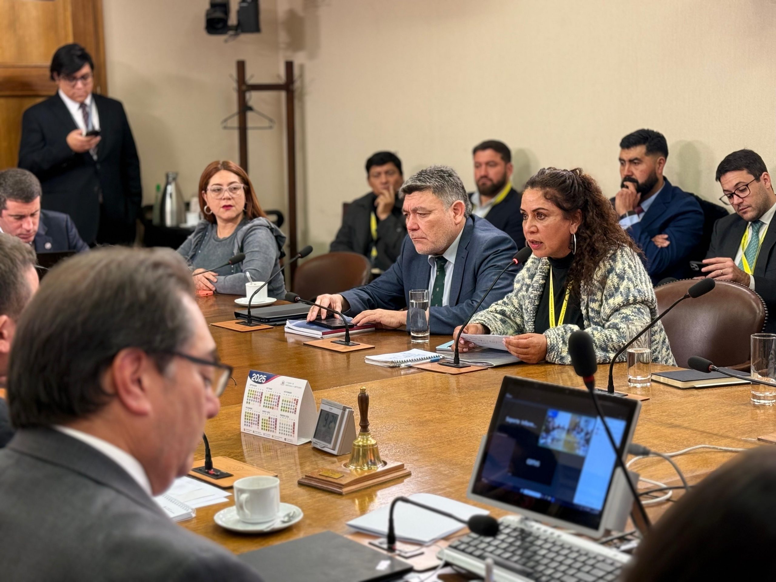 La alcaldesa realizó su exposición gracias a las gestiones del diputado Nelson Venegas.