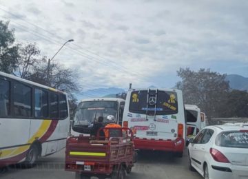 Nogales: Un emotivo funeral tuvo conductor que murió en accidente cuando reparaba su micro