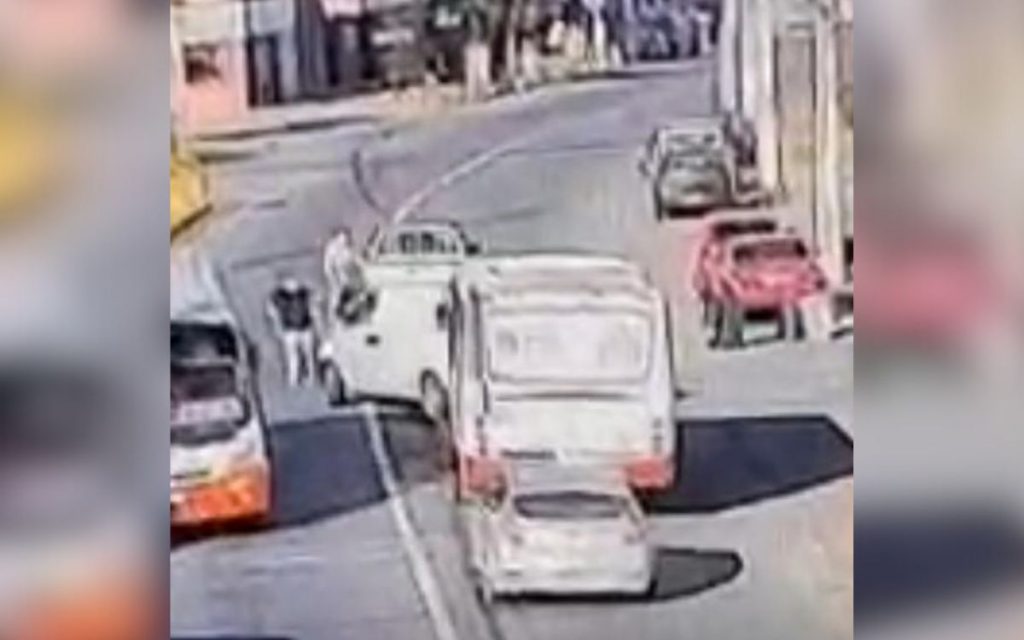 Por riña entre conductores Carabineros detuvo a tres personas en La Cruz