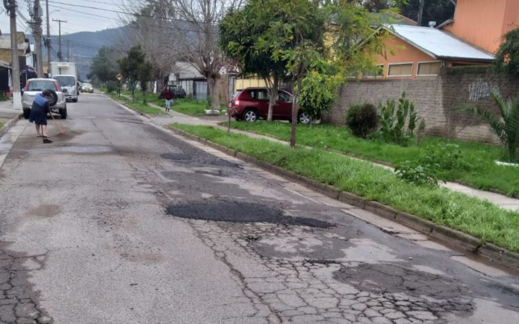 Quillota: Vecinos de El Retoño y San Isidro plantean sus necesidades en materia vial