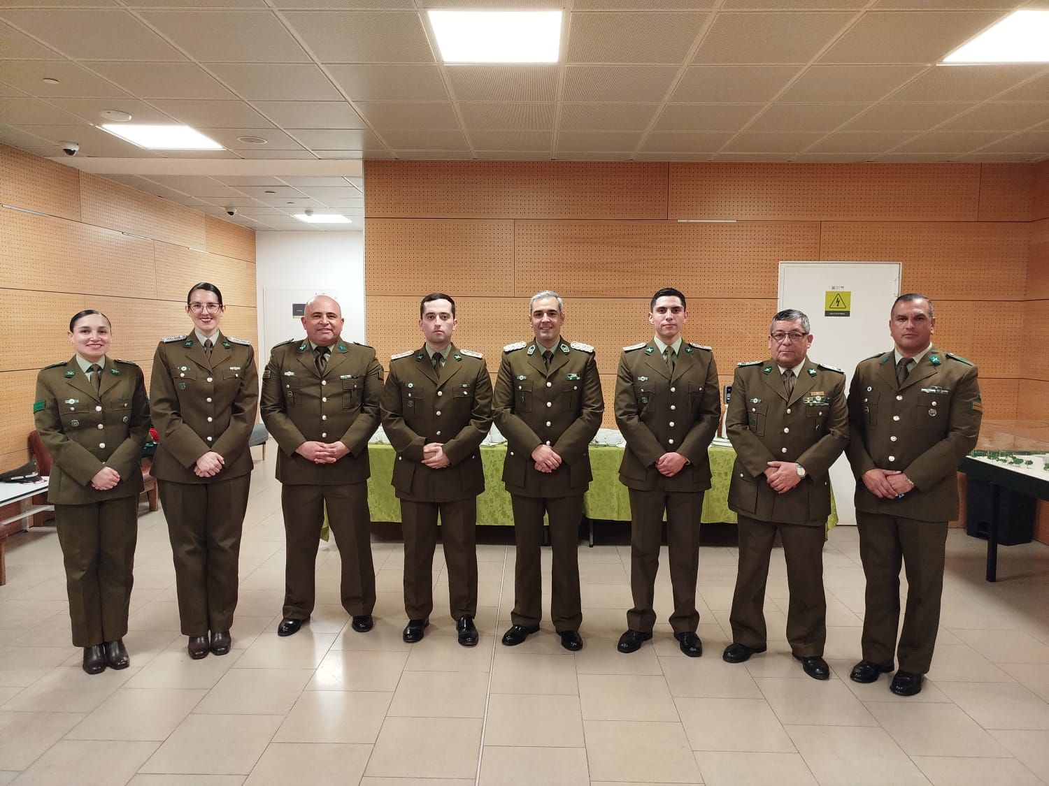 Suboficial mayor José Pérez Lazo, teniente Víctor Conejeros Ortega, mayor Julio Ramos Muñoz, teniente Paolo Barriga Benvenuto, sargento primero Marcos Sáez Caceres, teniente Yazmín Andrade Rea, cabo primero Yaritza Ojeda Arancibia y el sargento primero Mauricio Lillo Tapia, funcionarios de la Cuarta Comisaría de Quillota y de la Tenencia Las Cruzadas de San Pedro.