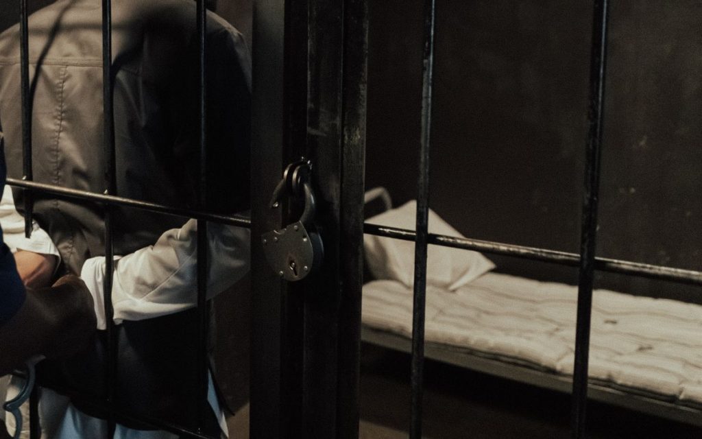 La Calera: Dejan en prisión preventiva a profesor denunciado por abuso sexual
