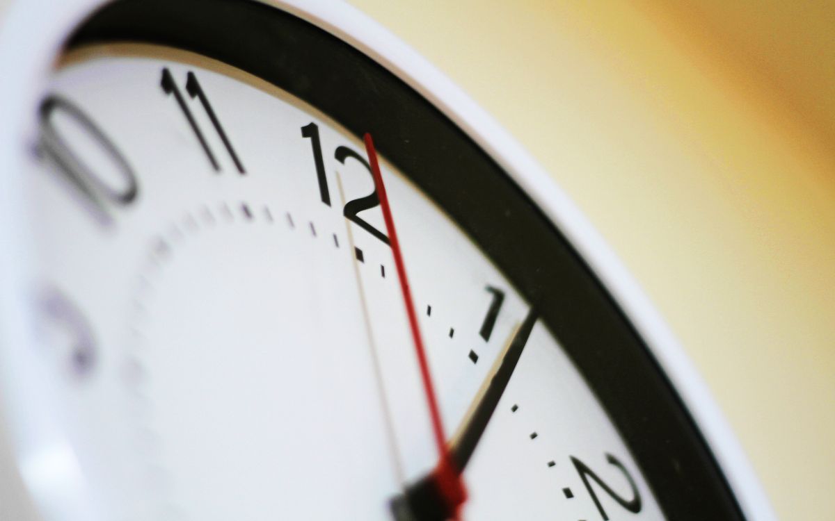 Cambio al horario de verano en Chile 2025: cómo hay que ajustar el reloj