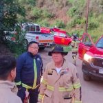 Complejo rescate de mujer que sufrió caída en cerro de El Melón