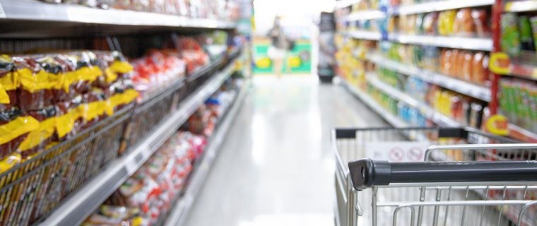 Horario y cierre de supermercados en Fiestas Patrias 2025