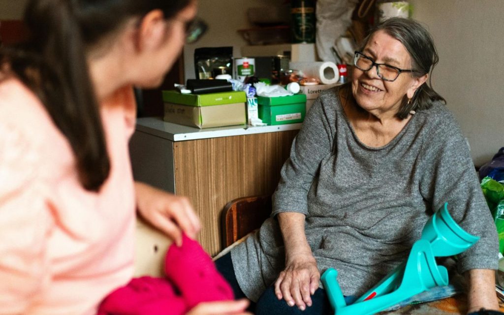 Pacientes con dependencia moderada podrán recibir atención domiciliaria en Hijuelas