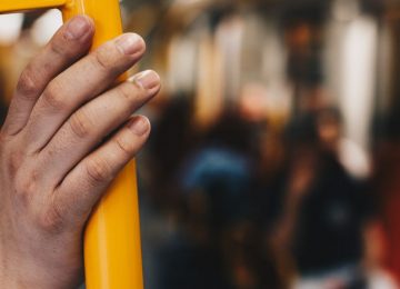 La Cruz: Hombre habría abusado de una menor dentro de una micro