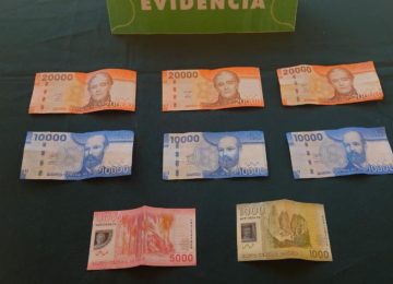 Quillota: Motociclista intentó sobornar con $96 mil pesos a carabineros