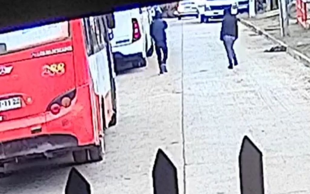[VIDEO] Detienen en La Calera a presunto asaltante de camiones repartidores