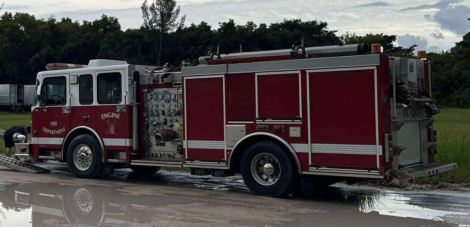 Brigada de bomberos de Artificio contará con nuevo carro
