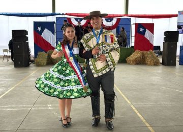 Estudiantes de Quillota representan a la Región en encuentro nacional de cueca