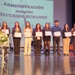 Liceo Comercial de Quillota celebró titulación de 60 estudiantes en su aniversario 50